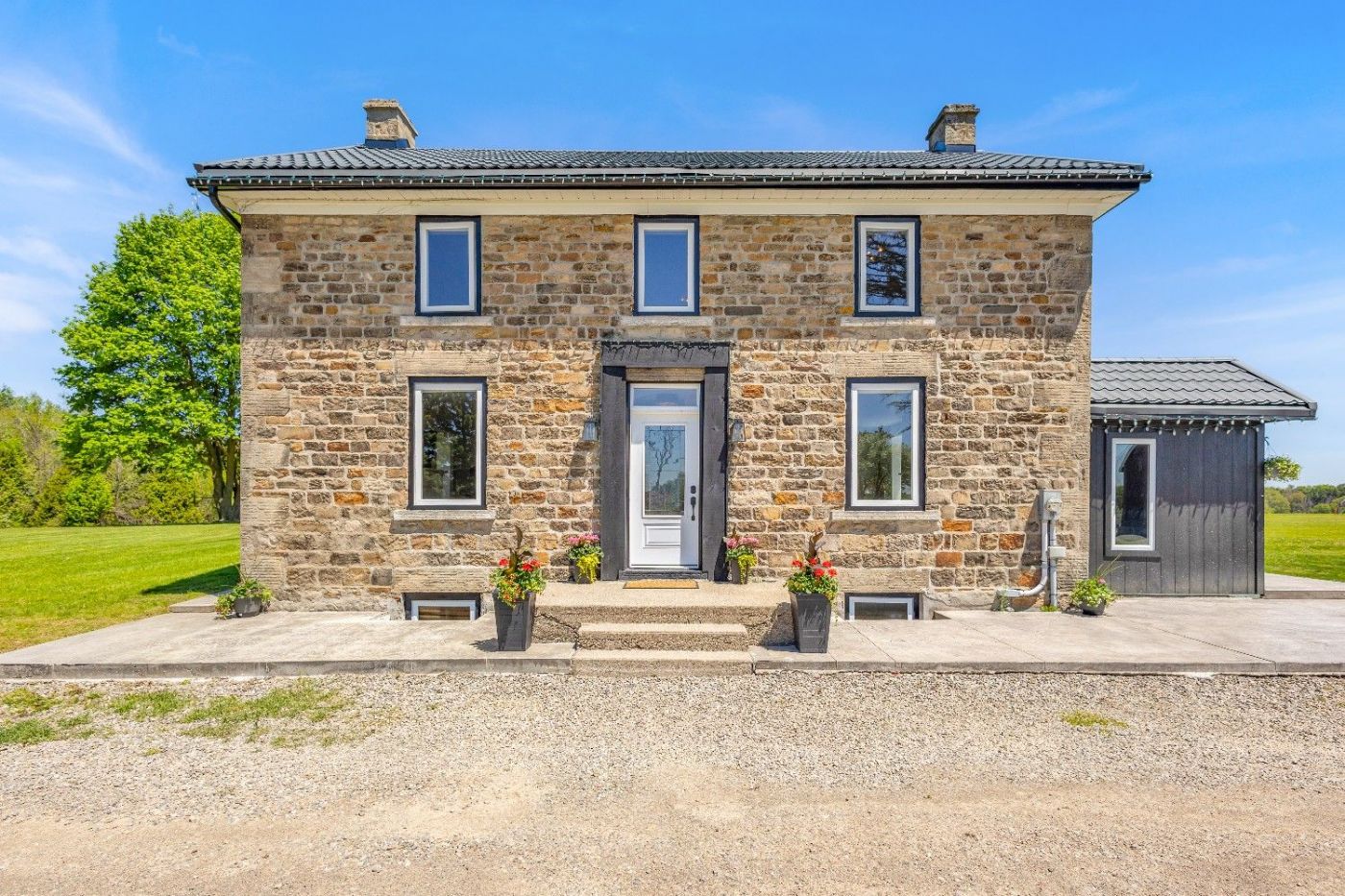 Luxury real estate and Country Homes for sale including horse farms and property in the Caledon and King City areas near Toronto