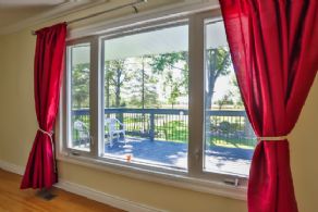 Country Bungalow East Garafraxa, Ontario - Country homes for sale and luxury real estate including horse farms and property in the Caledon and King City areas near Toronto
