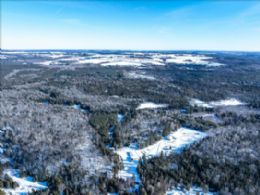 Winding Waters, Midhurst, Midhurst, Ontario - Country homes for sale and luxury real estate including horse farms and property in the Caledon and King City areas near Toronto