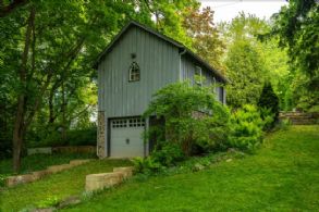 2-storey outbuilding with workshop and garage - Country homes for sale and luxury real estate including horse farms and property in the Caledon and King City areas near Toronto