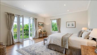 Hawkswood, King, Ontario - Country homes for sale and luxury real estate including horse farms and property in the Caledon and King City areas near Toronto